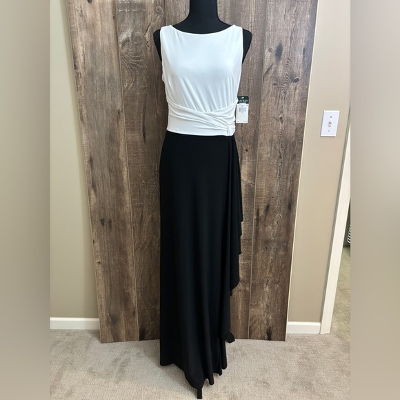 NEW Lauren Ralph Lauren Evening Jersey Black/White Dress with Drape/Slit Size 8 - Picture 2 of 16